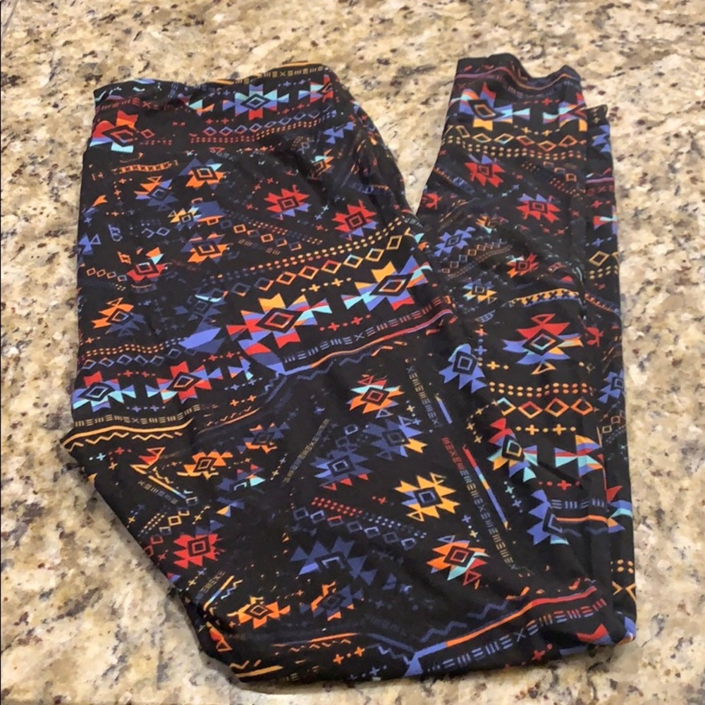 LuLa Roe Aztec Leggings